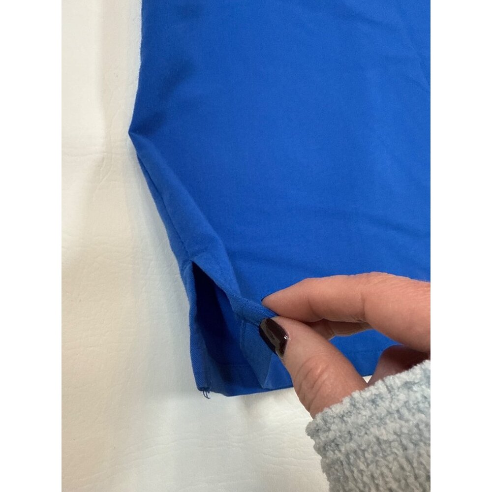 Figs Women's Short Sleeve V-Neck Scrub Top in Royal Blue - Picture 3 of 7